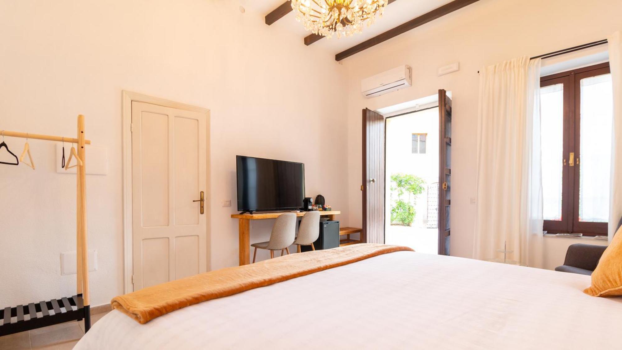 Depandance Eleonora-Luxury Home Oristano Eksteriør billede